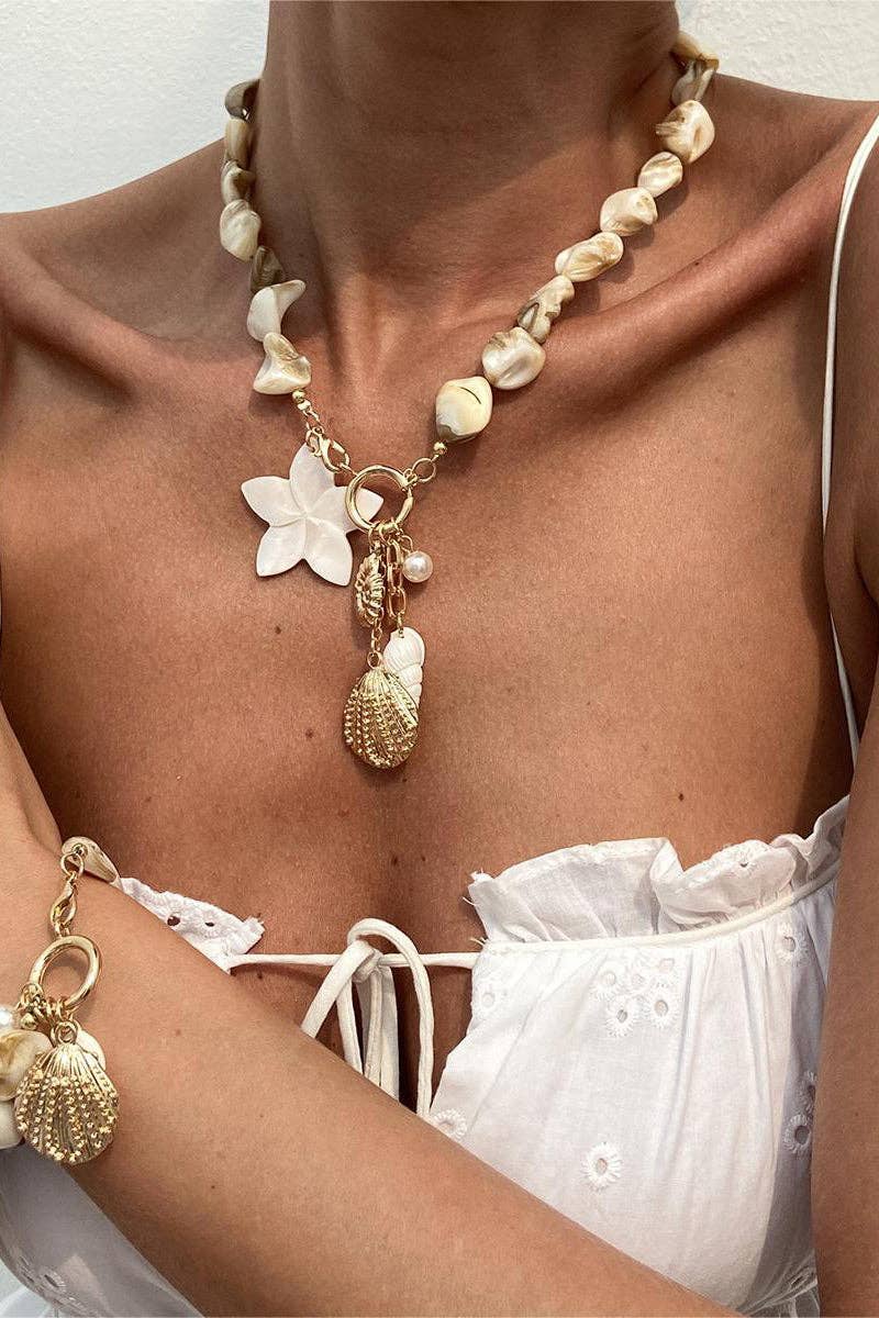 Elegant Shell Charm Necklace
