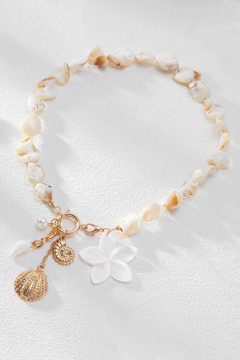 Elegant Shell Charm Necklace