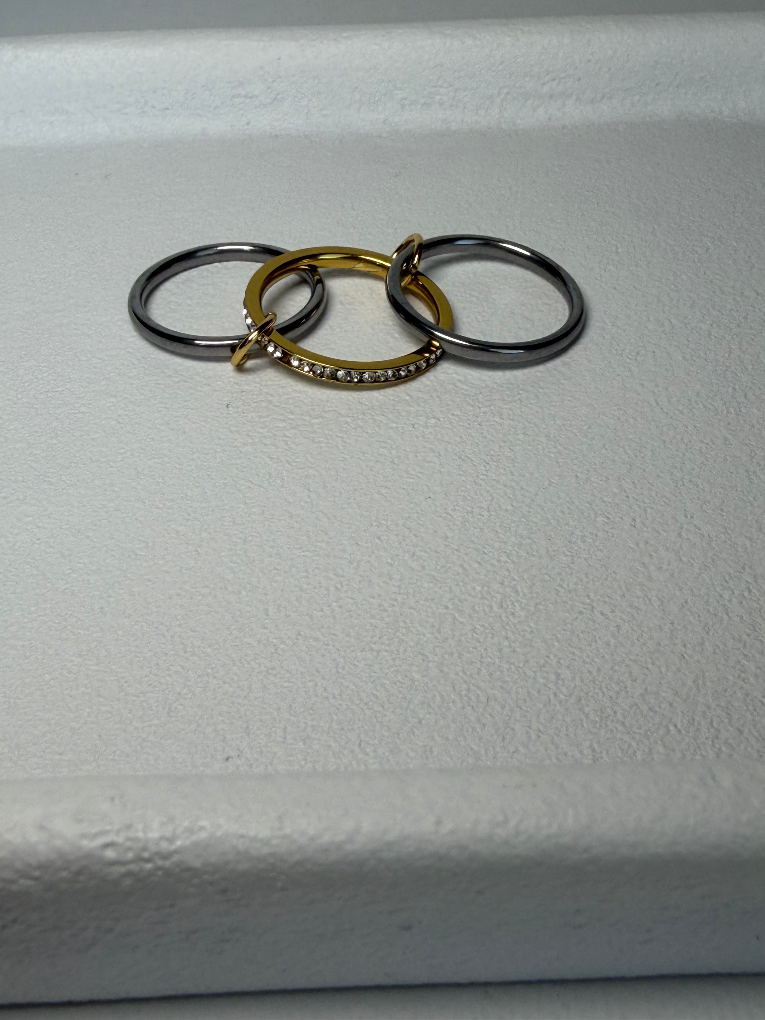 Anya Ring