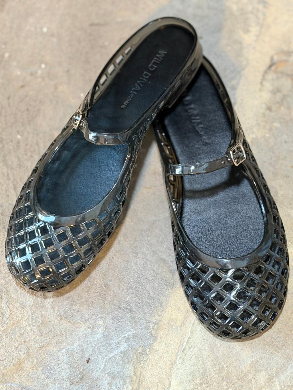 Black Jelly Sandals