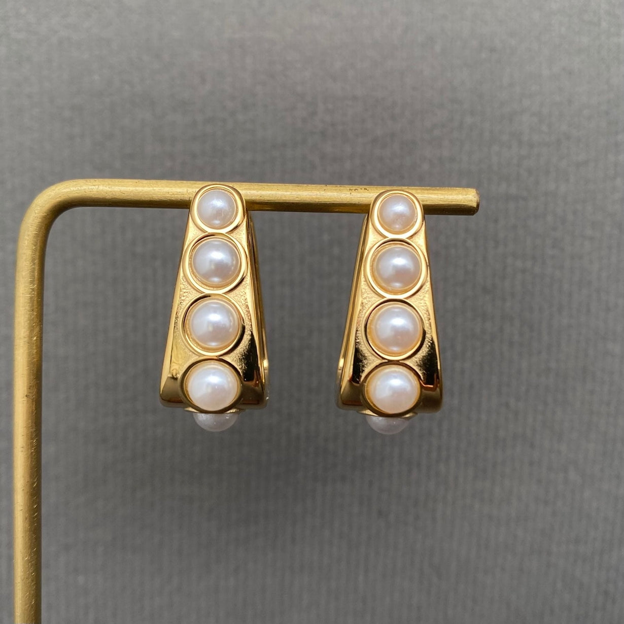 Sienna Hoops